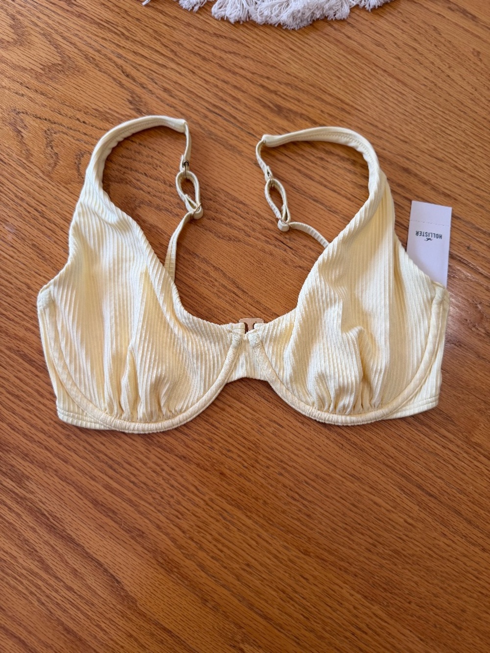 NWT Hollister Swim Top Curvy XS